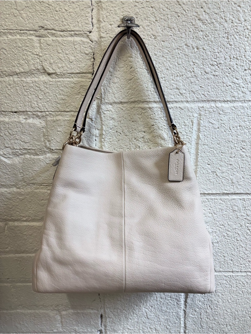 NWT Coach Phoebe Pebbled Leather Shoulder Bag with Gold-Tone Hardware